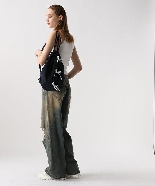 FOREVER 21（フォーエバー トゥエンティーワン）の「【2024SS】ダメージ加工デニム（デニムパンツ・レディース・ブルー・SMALL/MEDIUM/LARGE）」の7枚目の写真