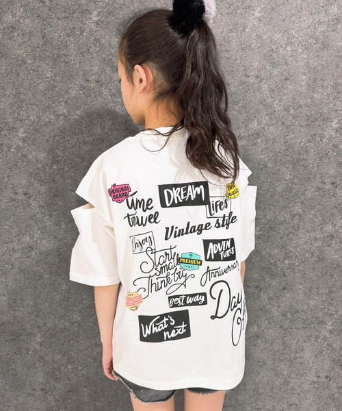 THE CASUAL(カジュアル)の「オーバーサイズ エンプティショルダー Tシャツ(Tシャツ/カットソー・キッズ・オフホワイト/ベージュ/杢グレー/ホワイト系/ブラック/ミント/ダークグリーン/チャコール/ホワイト系その他/グリーン系その他/グレー系その他/チャコールグレー/ブラック系その他/ホワイト系その他2・110cm/120cm/130cm/140cm/150cm/160cm)」の5枚目の写真