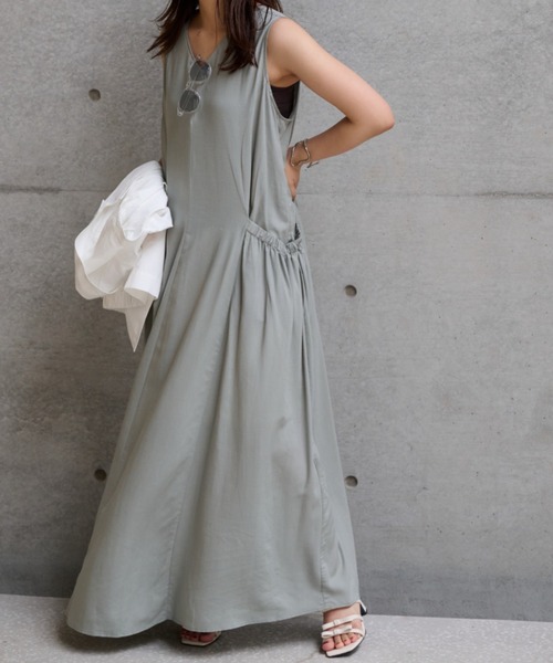 ketty cherie（ケティシェリー）の「カーゴポケットギャザーワンピース≪手洗い可能≫（ワンピース・レディース・ブラック/グリーン・M）」の7枚目の写真