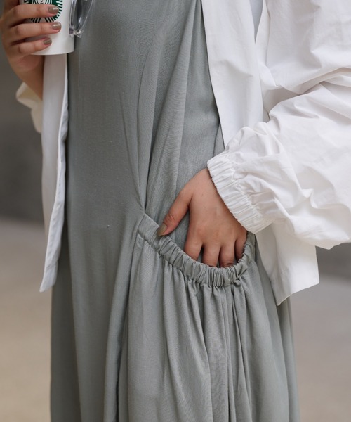 ketty cherie（ケティシェリー）の「カーゴポケットギャザーワンピース≪手洗い可能≫（ワンピース・レディース・ブラック/グリーン・M）」の10枚目の写真