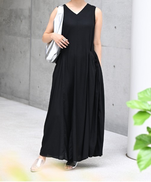 ketty cherie（ケティシェリー）の「カーゴポケットギャザーワンピース≪手洗い可能≫（ワンピース・レディース・ブラック/グリーン・M）」の11枚目の写真