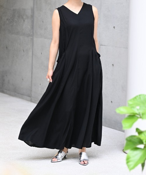 ketty cherie（ケティシェリー）の「カーゴポケットギャザーワンピース≪手洗い可能≫（ワンピース・レディース・ブラック/グリーン・M）」の12枚目の写真