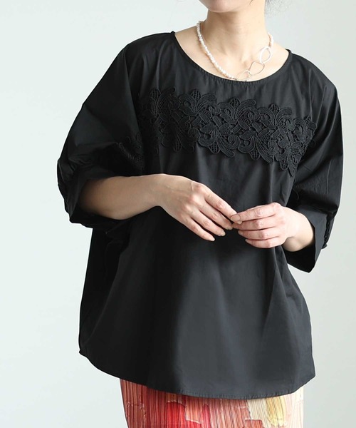 Sawa a la mode(サワアラモード)の「レースコットンシャツブラウス(シャツ/ブラウス・レディース・ブラック/ホワイト・FREE)」の2枚目の写真