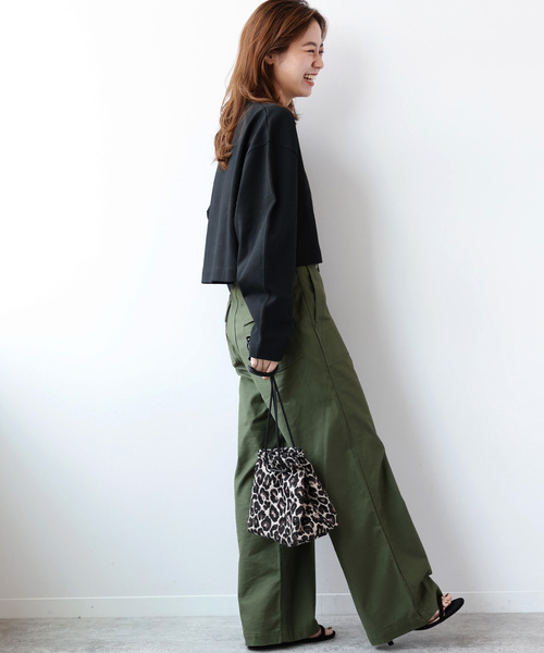 JOURNAL STANDARD relume（ジャーナルスタンダード　レリューム）の「《追加》ポンチクロップドプルオーバー（Tシャツ/カットソー・レディース・ブラック/ホワイト・FREE）」の5枚目の写真