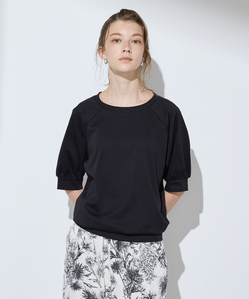 LE SOUK HOLIDAY(ルスークホリデー)の「クルーネックTシャツ(Tシャツ/カットソー・レディース・ブラック/オフホワイト/カーキ・M/L)」の1枚目の写真