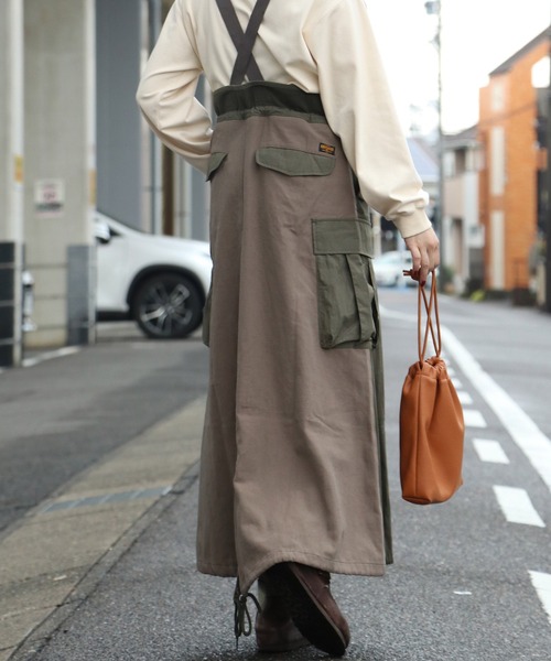 KRIFF MAYER Lady's Collection(クリフメイヤーレディースコレクション)の「ミリタリーサスペンダースカート(スカート・レディース・ブラック/カーキ/カラフル/ベージュ/ダークブルー・MEDIUM/LARGE)」の9枚目の写真