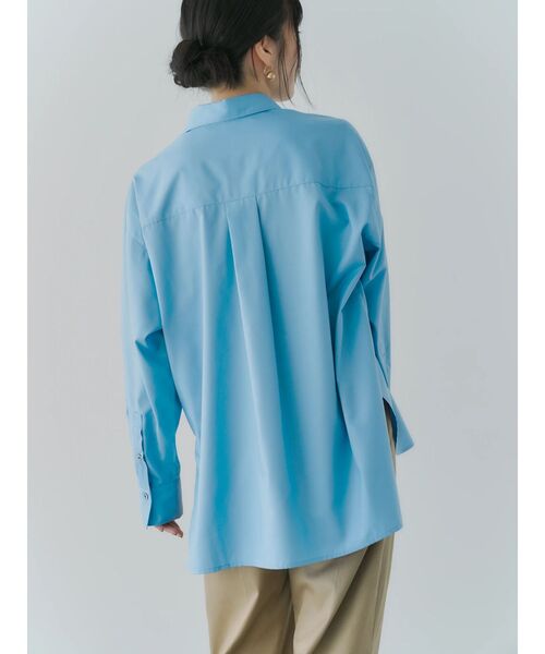 YECCA VECCA(イェッカヴェッカ)の「ロングシャツ(シャツ/ブラウス・レディース・オフホワイト/ブルー/ベージュ/ネイビー・FREE)」の5枚目の写真