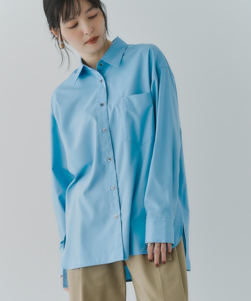 YECCA VECCA(イェッカヴェッカ)の「ロングシャツ(シャツ/ブラウス・レディース・オフホワイト/ブルー/ベージュ/ネイビー・FREE)」の4枚目の写真