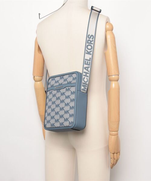 MICHAEL KORS（マイケルコース）の「COOPER フライトバッグ