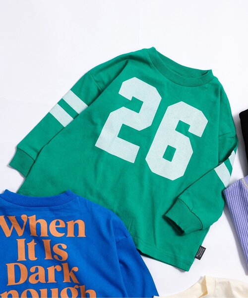 BREEZE（ブリーズ）の「ロゴ&ナンバリング ロンT（Tシャツ/カットソー・キッズ・ブラック/オフホワイト/ブルー/レッド/ピンク/グリーン・90/100/110/120/80/130/140）」の3枚目の写真