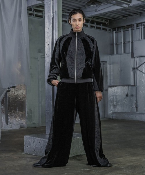 HARE（ハレ）の「【SET UP対応】ベロアレーストラックジャケット(HARE)（ブルゾン・メンズ・ブラック/グレー・SMALL/MEDIUM）」の3枚目の写真