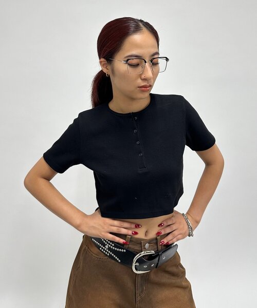 WHO'S WHO gallery（フーズフーギャラリー）の「スクエアメガネ（サングラス・レディース・ブラック/シルバー/ブラック系その他/シルバー系その他・FREE）」の21枚目の写真