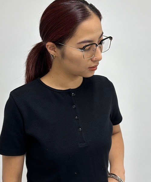 WHO'S WHO gallery（フーズフーギャラリー）の「スクエアメガネ（サングラス・レディース・ブラック/シルバー/ブラック系その他/シルバー系その他・FREE）」の2枚目の写真