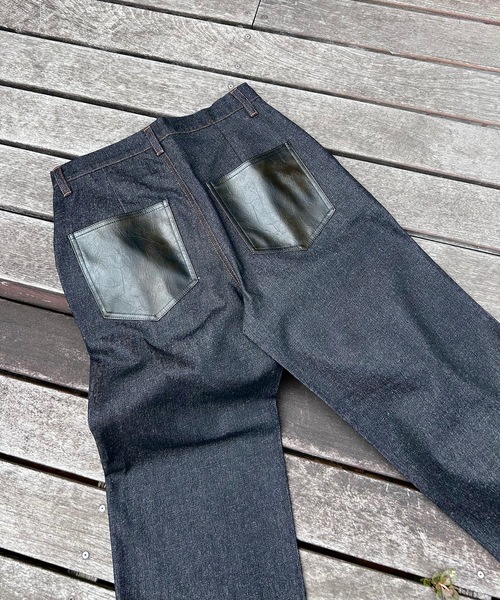 MandO(エムオー)(エムオー)の「【MandO】合皮配色デニムストレートパンツ/セットアップ可(デニムパンツ・メンズ・ブラック/インディゴブルー・SMALL/MEDIUM/LARGE)」の7枚目の写真