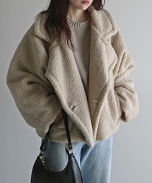 COURO（コウロ）の「ルーズシルエットミドル丈ボアコート（チェスターコート）」