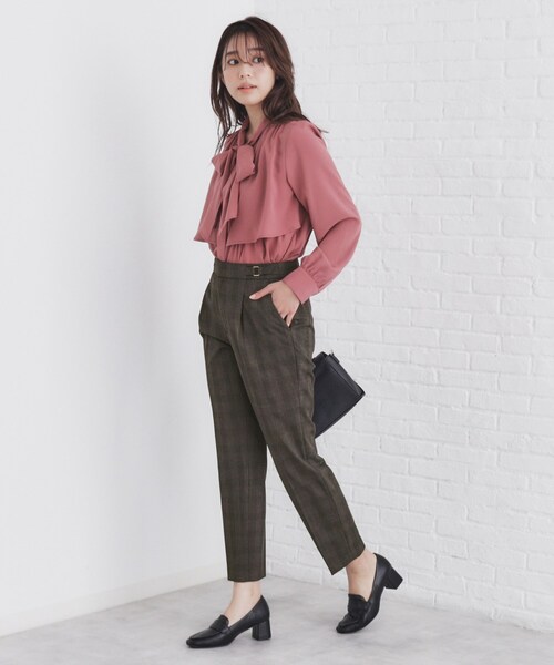 index（インデックス）の「◆サイドベルト付きストレッチテーパードパンツ【洗濯機洗い可/イージーアイロン/防シワ】（その他パンツ・レディース・グレー/チャコールグレー/ネイビー・42/36/38/40）」の14枚目の写真