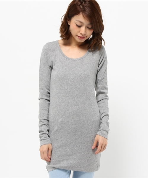 URCH RNA(アーチ アールエヌエー)の「M0156 スーピマフライスロングTシャツ(Tシャツ/カットソー・レディース・ブラック/ネイビー/オフホワイト/杢グレー/クリーム・MEDIUM)」の4枚目の写真