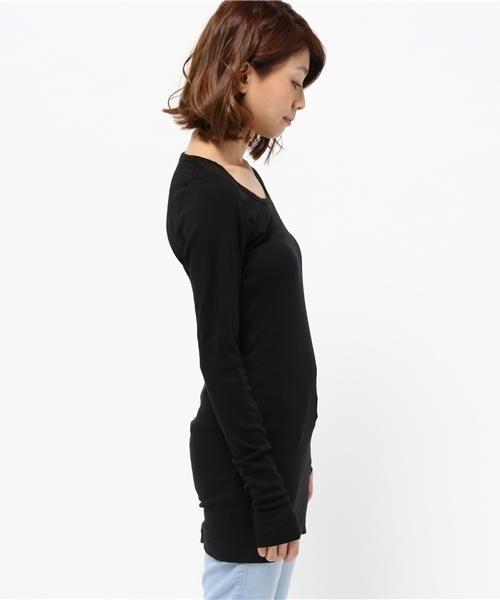 URCH RNA(アーチ アールエヌエー)の「M0156 スーピマフライスロングTシャツ(Tシャツ/カットソー・レディース・ブラック/ネイビー/オフホワイト/杢グレー/クリーム・MEDIUM)」の6枚目の写真