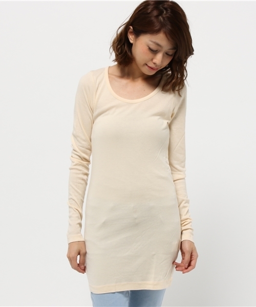 URCH RNA(アーチ アールエヌエー)の「M0156 スーピマフライスロングTシャツ(Tシャツ/カットソー・レディース・ブラック/ネイビー/オフホワイト/杢グレー/クリーム・MEDIUM)」の13枚目の写真