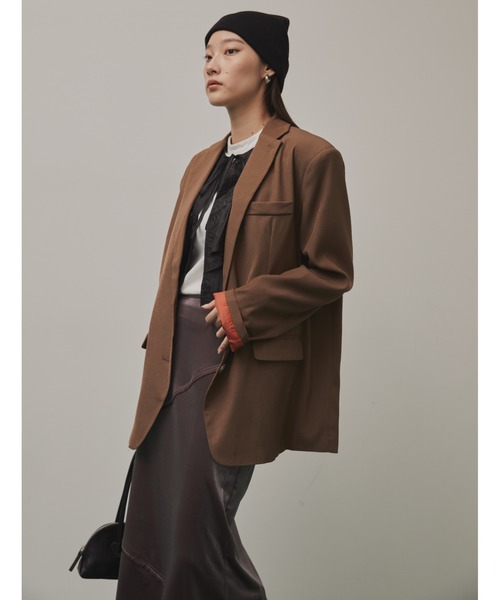 Solace（ソレイス）の「インサイドカラーテーラードジャケット（テーラードジャケット・レディース・ブラウン/グレー・FREE）」の4枚目の写真