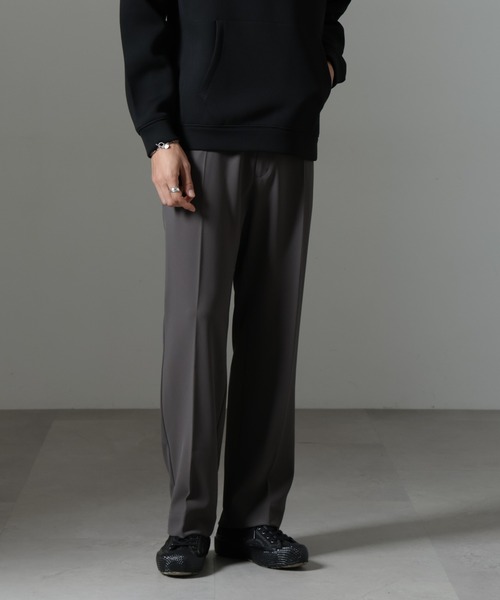 NANO universe（ナノユニバース）の「ドレープ ストレートスラックス(セットアップ可)（スラックス・メンズ・ブラック/カーキブラウン/ダークネイビー・L/M/S）」の9枚目の写真