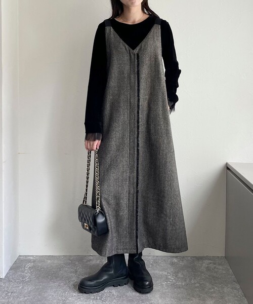 fredy emue（フレディエミュ）の「ツィード前開きキャミワンピース（ワンピース・レディース・チャコールグレー/ブラウン・36/38）」の3枚目の写真