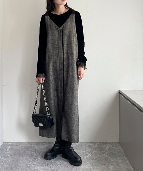 fredy emue（フレディエミュ）の「ツィード前開きキャミワンピース（ワンピース・レディース・チャコールグレー/ブラウン・36/38）」の4枚目の写真