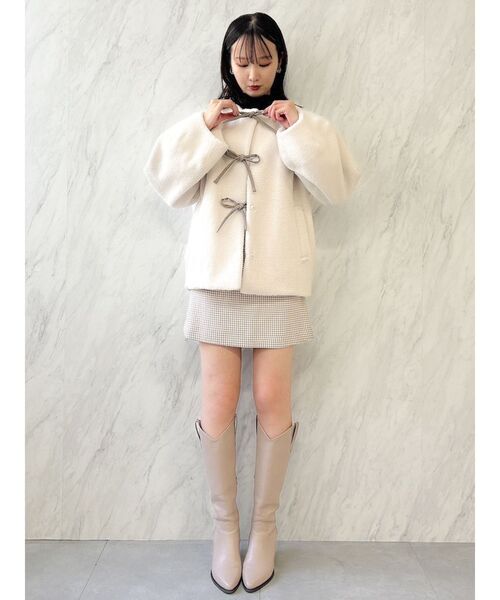 dazzlin（ダズリン）の「【森香澄コラボ】リボンモチーフボアコート（その他アウター・レディース・モカ/アイボリー・FREE）」の10枚目の写真