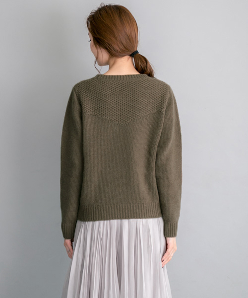 URBAN RESEARCH(アーバンリサーチ)の「UR フリンジニット(ニット/セーター・レディース・グレー/カーキ/ベージュ系その他・FREE)」の10枚目の写真