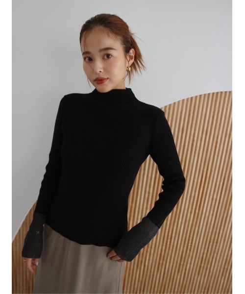 TRUNC（トランクエイティーエイト）の「Sheer Sleeve Turtleneck（ニット/セーター・レディース・ネイビー/アイボリー/ブラック・FREE）」の2枚目の写真