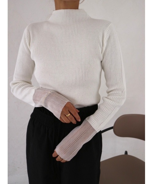 TRUNC（トランクエイティーエイト）の「Sheer Sleeve Turtleneck（ニット/セーター・レディース・ネイビー/アイボリー/ブラック・FREE）」の4枚目の写真