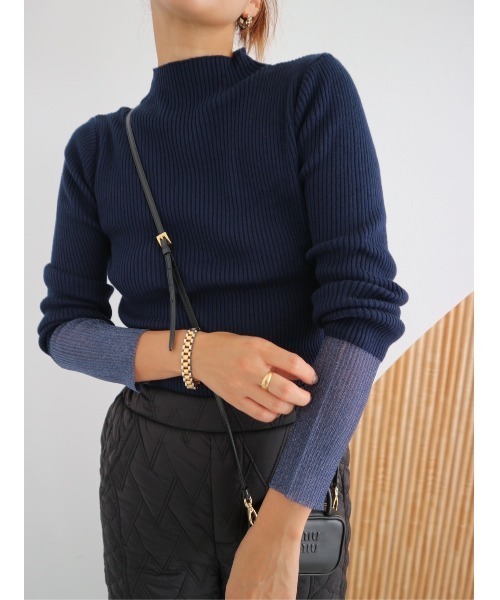 TRUNC（トランクエイティーエイト）の「Sheer Sleeve Turtleneck（ニット/セーター・レディース・ネイビー/アイボリー/ブラック・FREE）」の7枚目の写真