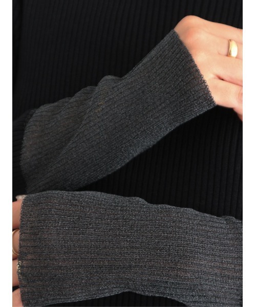 TRUNC（トランクエイティーエイト）の「Sheer Sleeve Turtleneck（ニット/セーター・レディース・ネイビー/アイボリー/ブラック・FREE）」の13枚目の写真