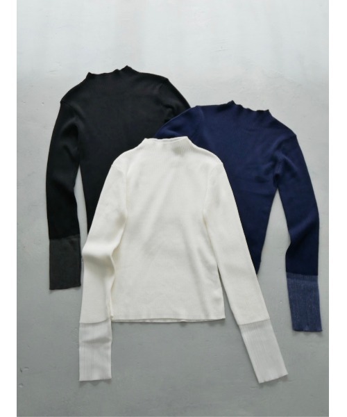 TRUNC（トランクエイティーエイト）の「Sheer Sleeve Turtleneck（ニット/セーター・レディース・ネイビー/アイボリー/ブラック・FREE）」の16枚目の写真