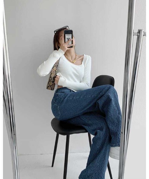 Coo+i(クーイ)の「ぽこぽこ生地ハイウエストストレートデニムパンツ(デニムパンツ・レディース・ブルー/ブラック・S/M/L)」の13枚目の写真