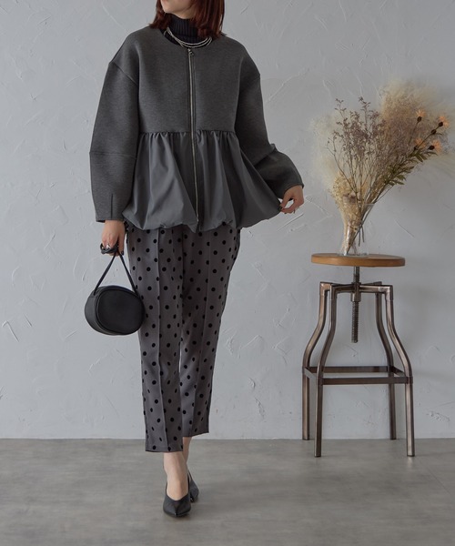 セール】ペプラムジップアップノーカラージャケット（ノーカラー