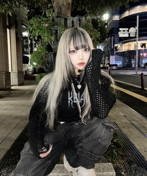 KsG(ケーエスジー)の「ロゴ入りショートニット(ニット/セーター・レディース・ブラック/グレー・フリー)」の9枚目の写真