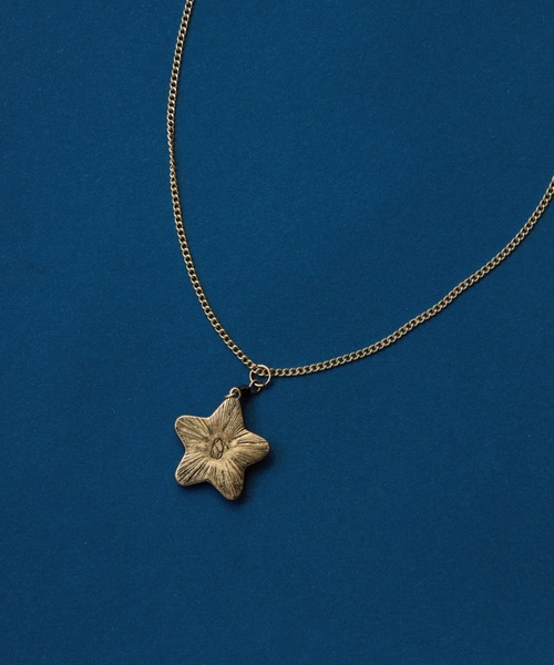 ANU（アヌ）の「vintage star necklace - ヴィンテージスターネックレス（ネックレス・レディース・ゴールド/シルバー・FREE）」の13枚目の写真