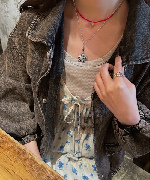 ANU（アヌ）の「vintage star necklace - ヴィンテージスターネックレス（ネックレス・レディース・ゴールド/シルバー・FREE）」の3枚目の写真