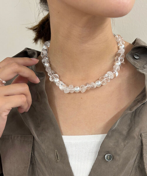 SHENERY（シーナリー）の「ストーンネックレス（ネックレス・レディース・クリア・FREE）」の3枚目の写真