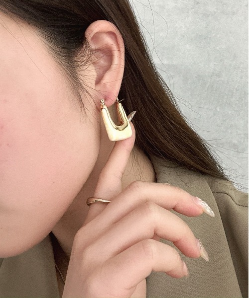 Burner（バーナー）の「【OKUOKU　0909】シースルー ピアス 両耳用　 oku-pierce-643795781439-9 N（ピアス（両耳用）・レディース・ベージュ系その他/ブラウン/オフホワイト/クリア/ブラウン系その他/グレー系その他/ゴールド系/ベージュ系その他2/グレー系その他2・FREE）」の6枚目の写真
