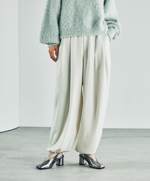 2タックサテンパンツ 253183（その他パンツ）｜LEPSIM（レプシィム）