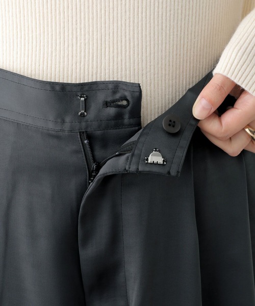 2タックサテンパンツ 253183（その他パンツ）｜LEPSIM（レプシィム）