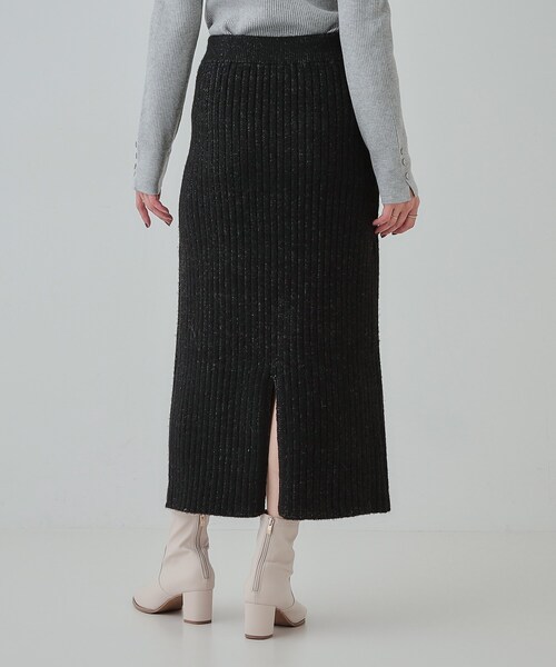 Cutie Blonde（キューティーブロンド）の「◆【セットアップ可】リブ編みの縦ラインですっきり見え ニットナロースカート（スカート・レディース・ライトベージュ/ブラック/スモーキーグリーン系・04/03/02/01）」の12枚目の写真