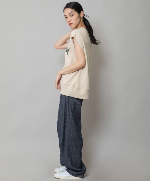 Munich(ミューニック)の「スリーブレスロゴスウェット(スウェット・レディース・スモークグレー/ネイビー/ライトベージュ・FREE)」の10枚目の写真