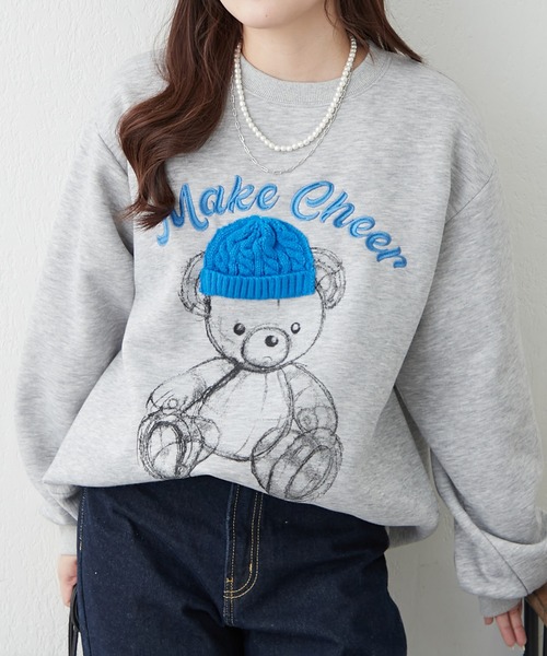 Another Branch olive des olive(アナザーブランチオリーブデオリーブ)の「ニット帽クマ裏起毛スウェット(スウェット・レディース・オフホワイト/ネイビー/チャコールグレー/オートミール・FREE)」の2枚目の写真