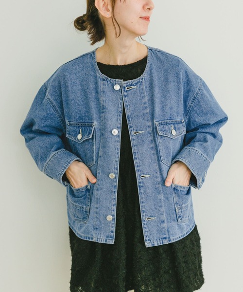 ITEMS URBANRESEARCH（アイテムズ アーバンリサーチ）の「デニムノーカラージャケット（デニムジャケット・レディース・インディゴブルー/ライトブルー・FREE）」の9枚目の写真