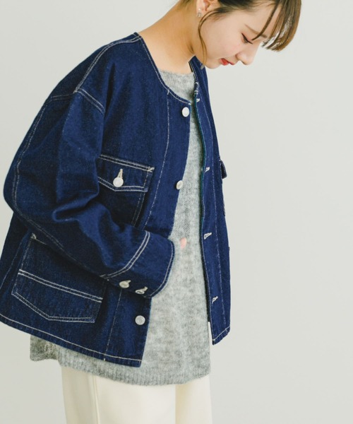 ITEMS URBANRESEARCH（アイテムズ アーバンリサーチ）の「デニムノーカラージャケット（デニムジャケット・レディース・インディゴブルー/ライトブルー・FREE）」の21枚目の写真