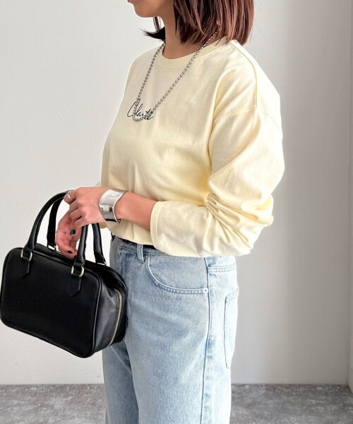 fredy emue（フレディエミュ）の「ヤーン刺繍ロゴロンTシャツ（Tシャツ/カットソー・レディース・ネイビー/オフホワイト/イエロー・38）」の11枚目の写真