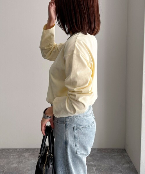 fredy emue（フレディエミュ）の「ヤーン刺繍ロゴロンTシャツ（Tシャツ/カットソー・レディース・ネイビー/オフホワイト/イエロー・38）」の12枚目の写真